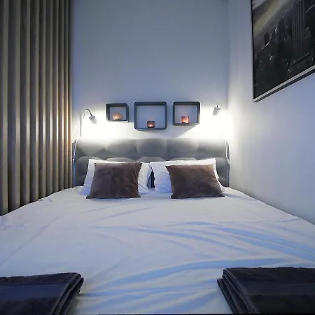 Daire 4uapart-apartment Platan New York Swinoujscie